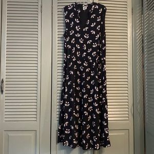 Cute Black Summer Dress with Flower Design